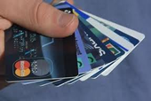  Băncile pun preţ pe loialitatea utilizatorilor de carduri de credit 