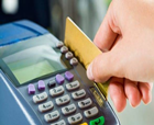 Guvernul ar putea reduce comisioanele interbancare la plăţile cu cardul în două trepte